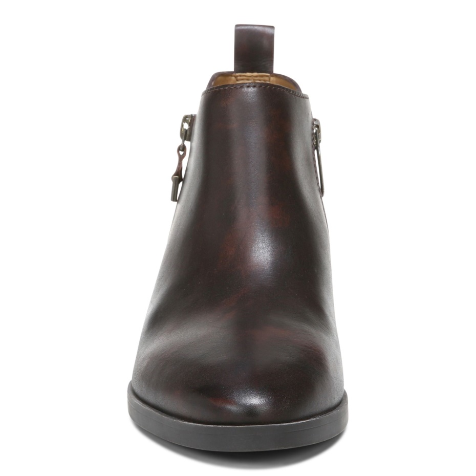 Cecily Botín Chocolate Vionic