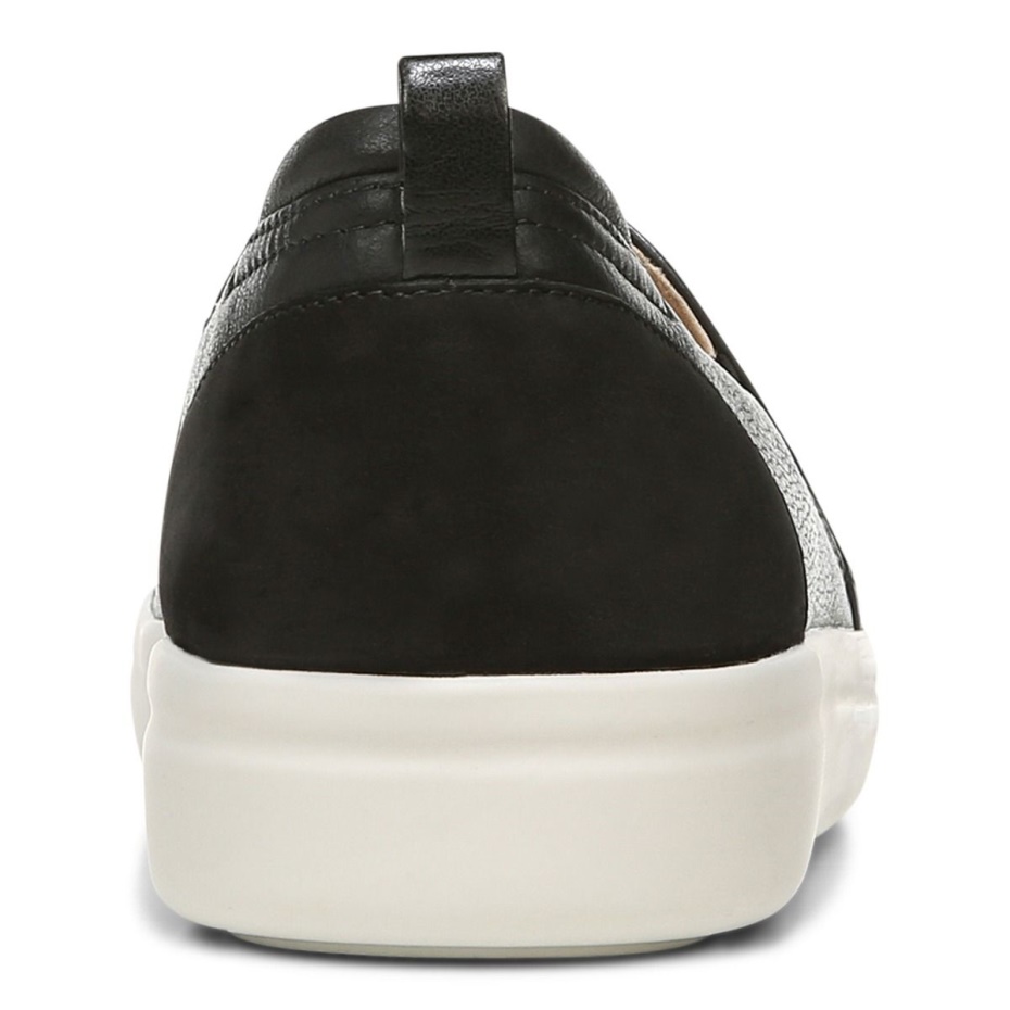 Penélope Negro Slip On Zapatilla Vionic