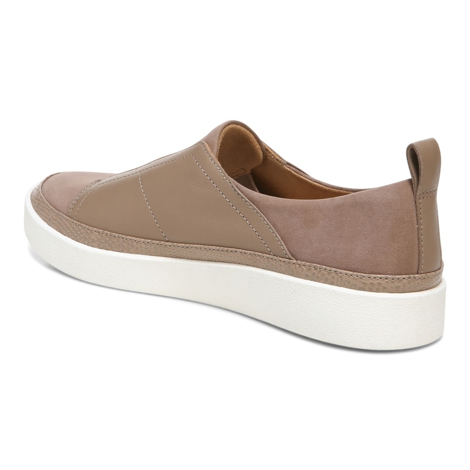 Slip De Adulterio En La Zapatilla De Deporte Vionic Brownie