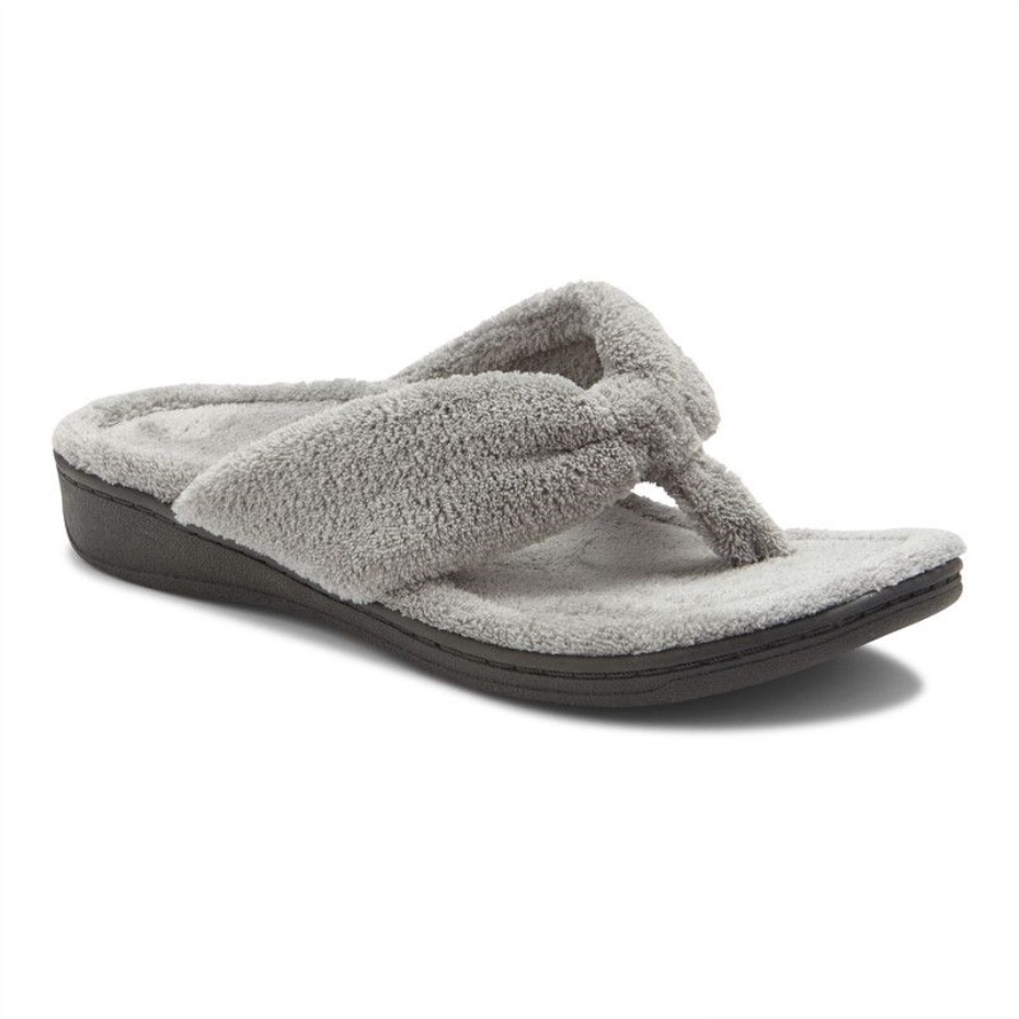 Pantufla Gracie Toe Post Gris Claro Vionic